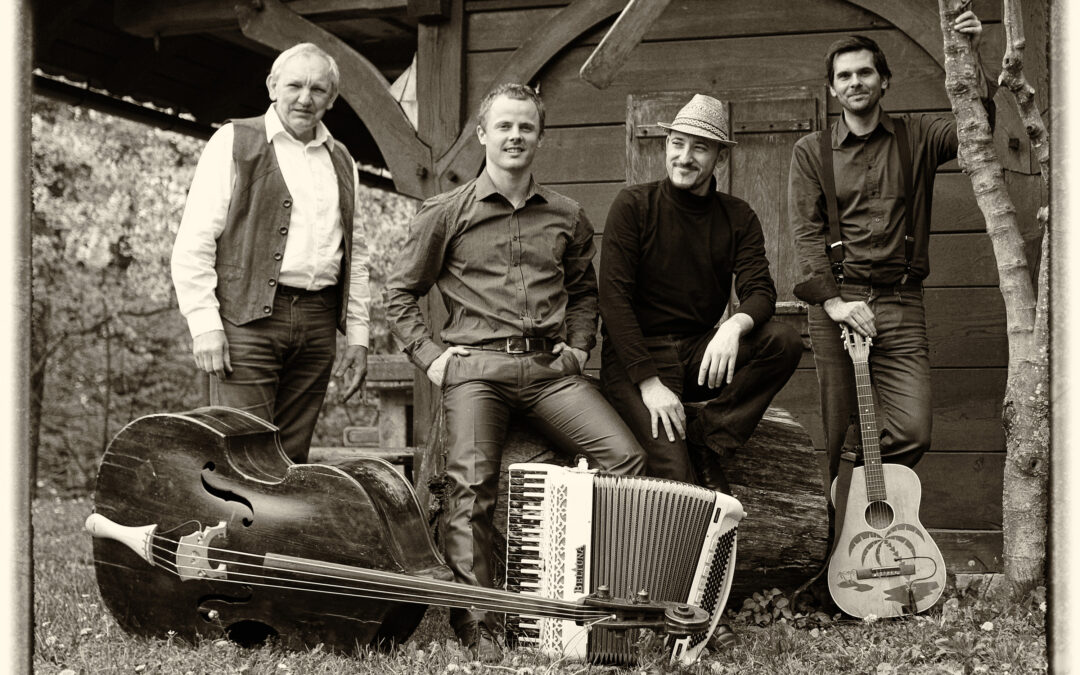 Koncert Etno bande Poseben gušt-poezija Iztoka Mlakarja