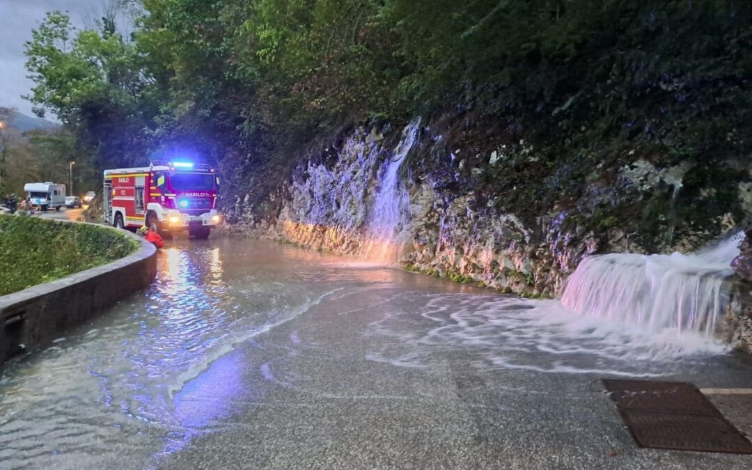 Ob napovedi obilnejših padavin ravnajmo samozaščitno!